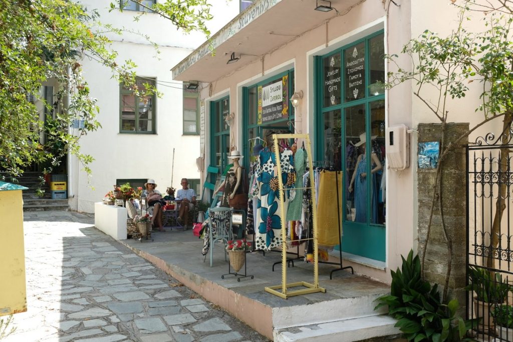 Shop. The Village Lafkos is one of the most beautiful and authentic places on the Greek peninsula of Pelion, characterized by an atmospheric square and the absence of cars. Vacation home in Pelion. Holidays in Greece.