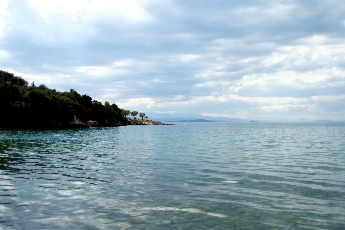 Vathia Spilia, enjoy the picturesque beaches of South Pelion and the unique mix of blue sea and green mountains.